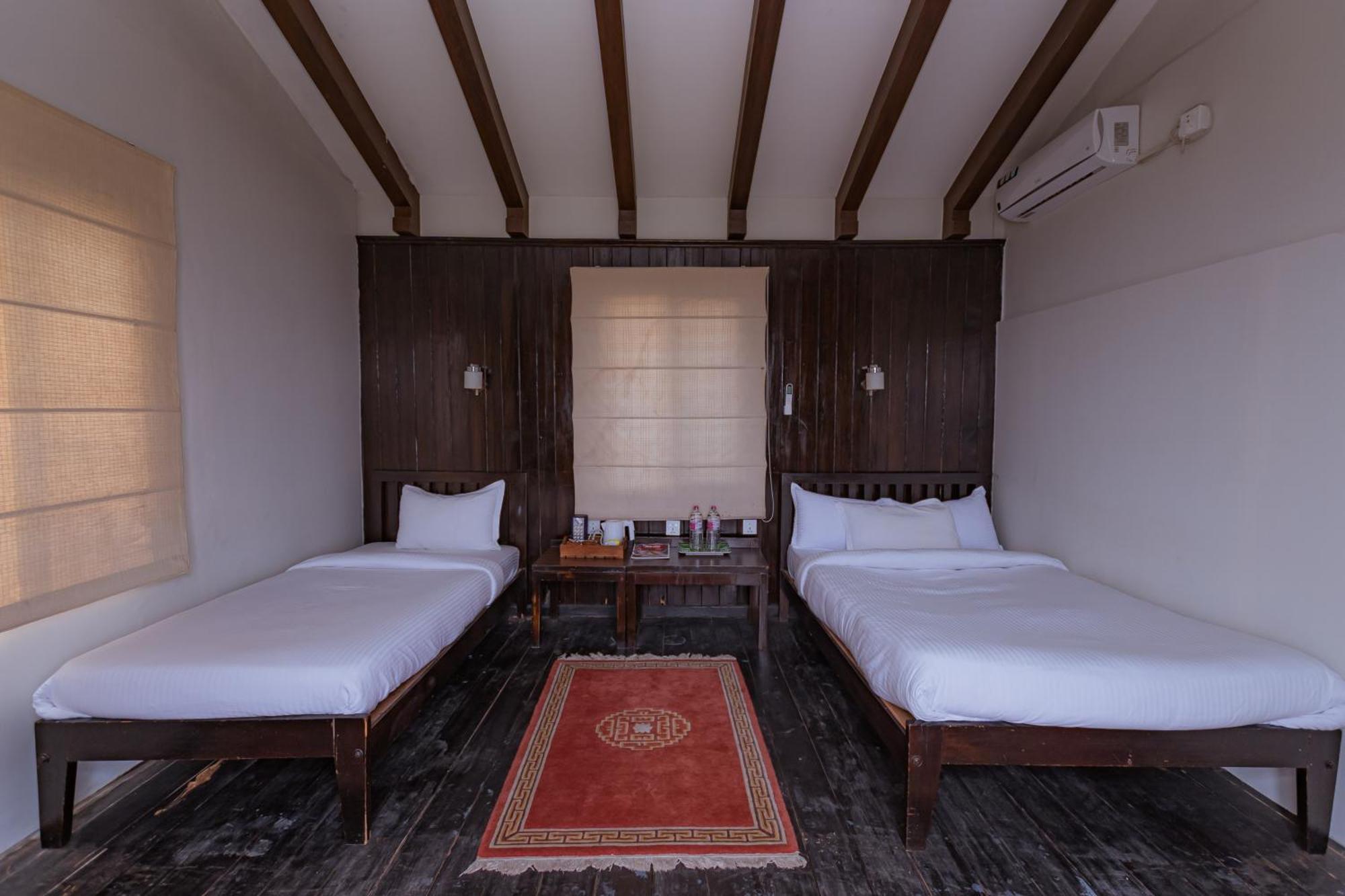 Hotel Raniban Retreat à Pokhara Extérieur photo