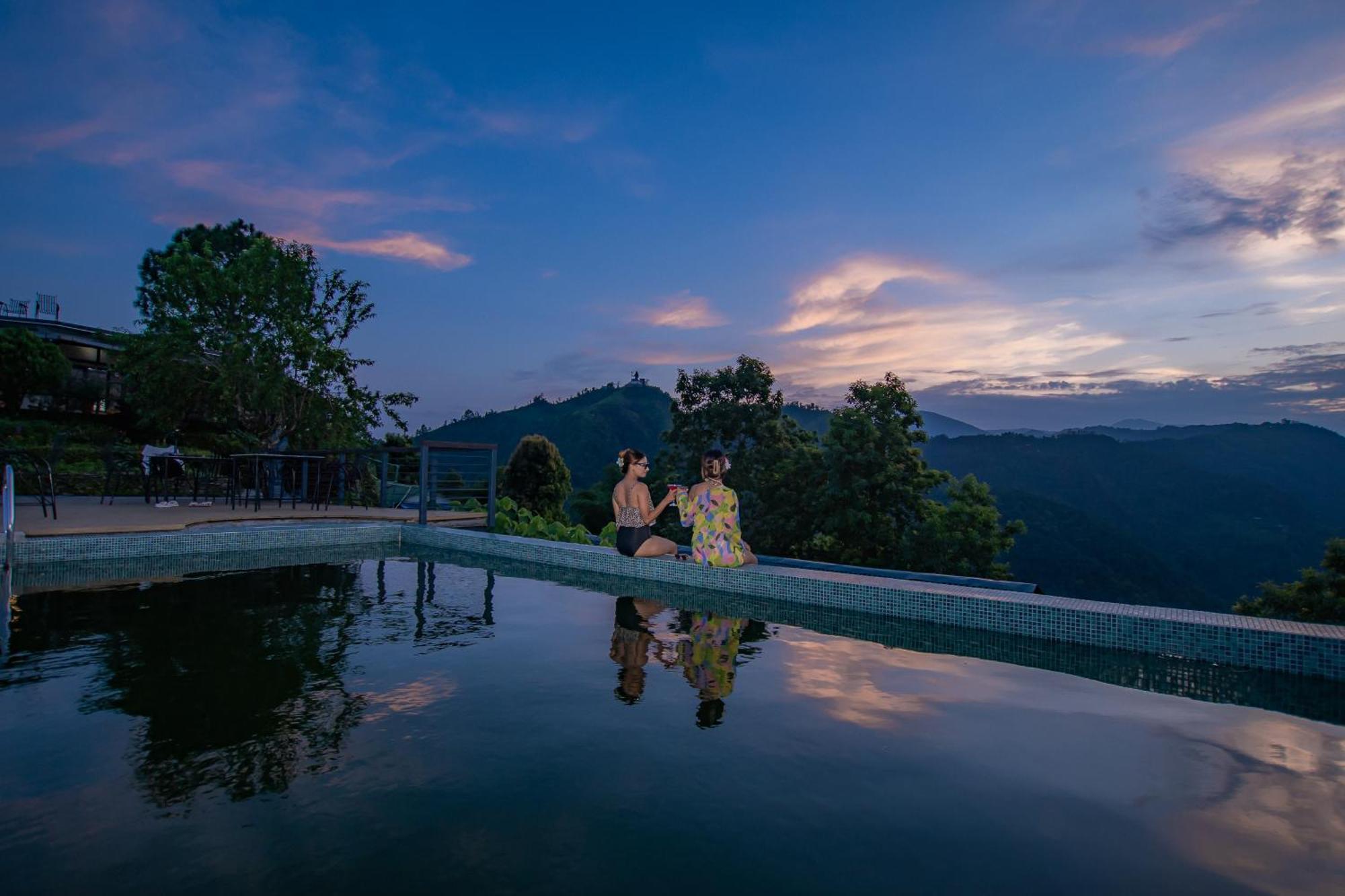 Hotel Raniban Retreat à Pokhara Extérieur photo